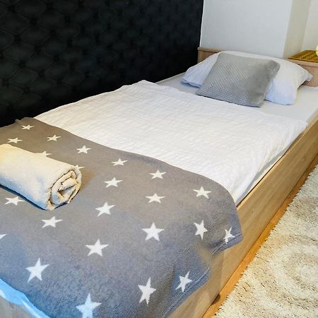 Origo Apartman Eger Eksteriør billede